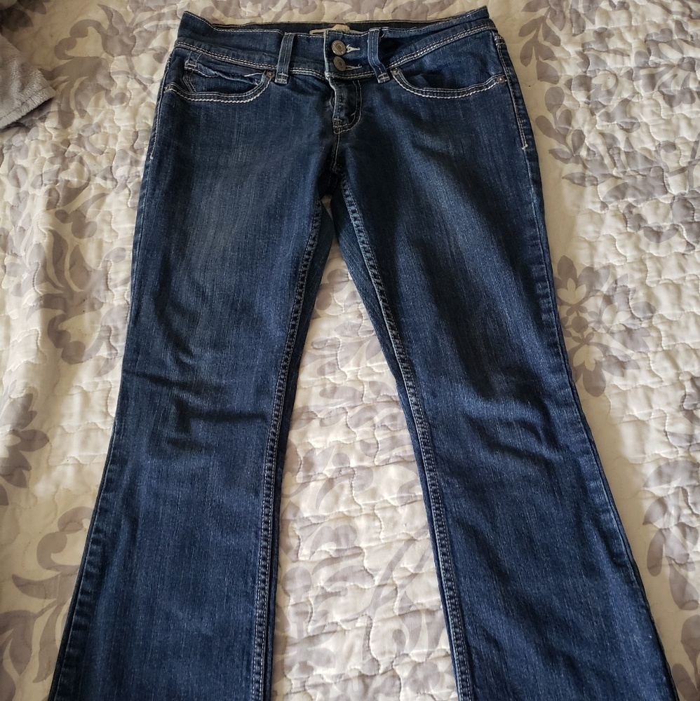 Levi's 524 Jeans